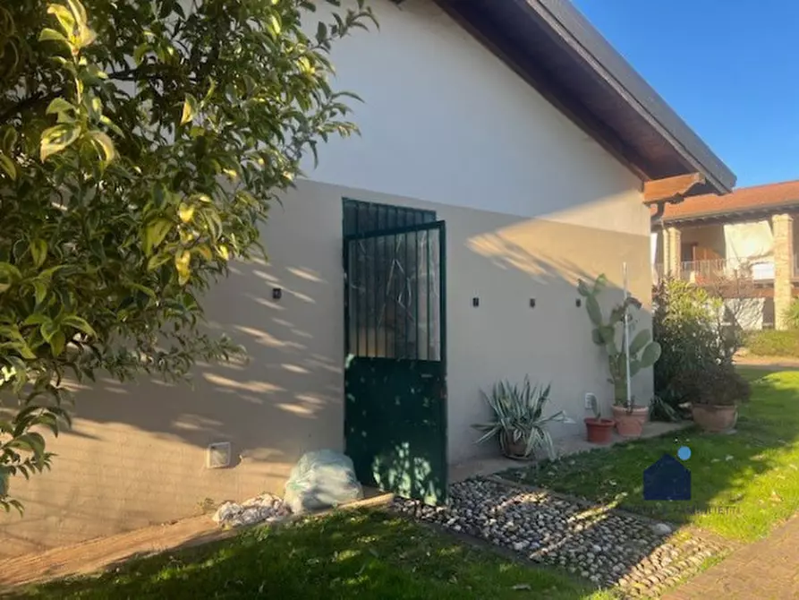 Immagine 7 di Casa bifamiliare in vendita  in Viale della Rimembranza, 72 a Castenedolo