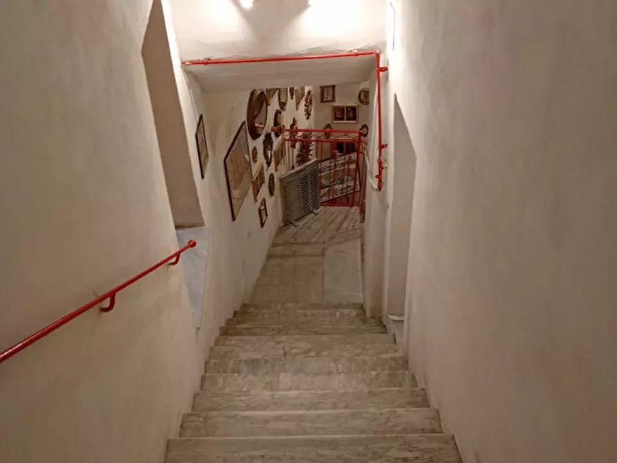 Immagine 1 di Appartamento in affitto  in vico Tarallari 6 a Napoli