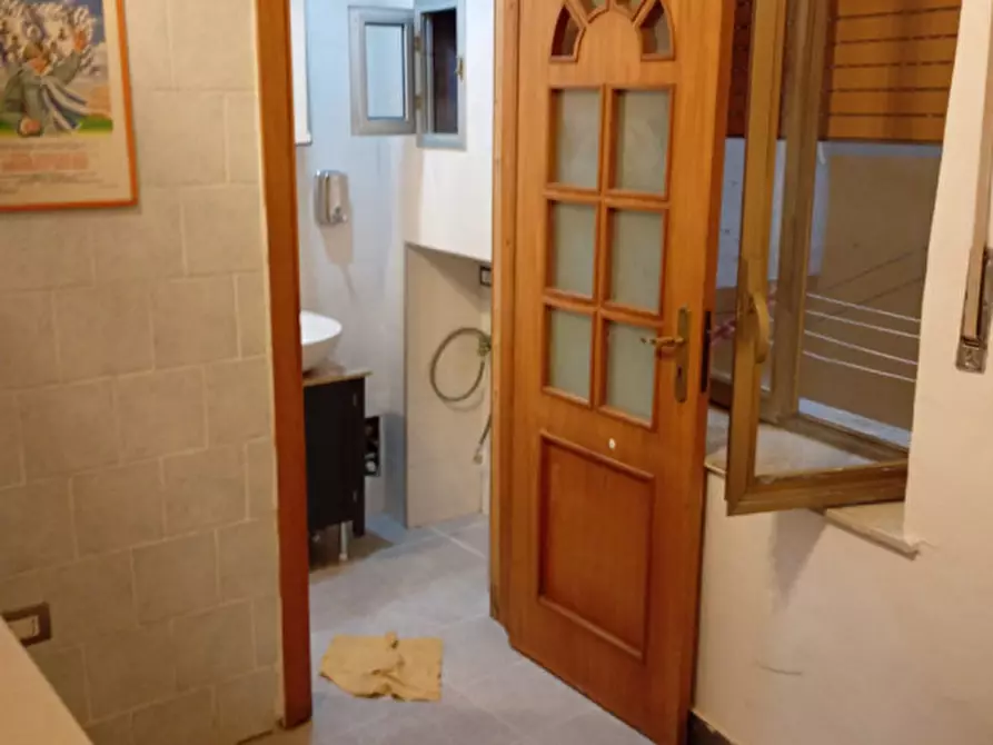 Immagine 3 di Appartamento in affitto  in vico Tarallari 6 a Napoli