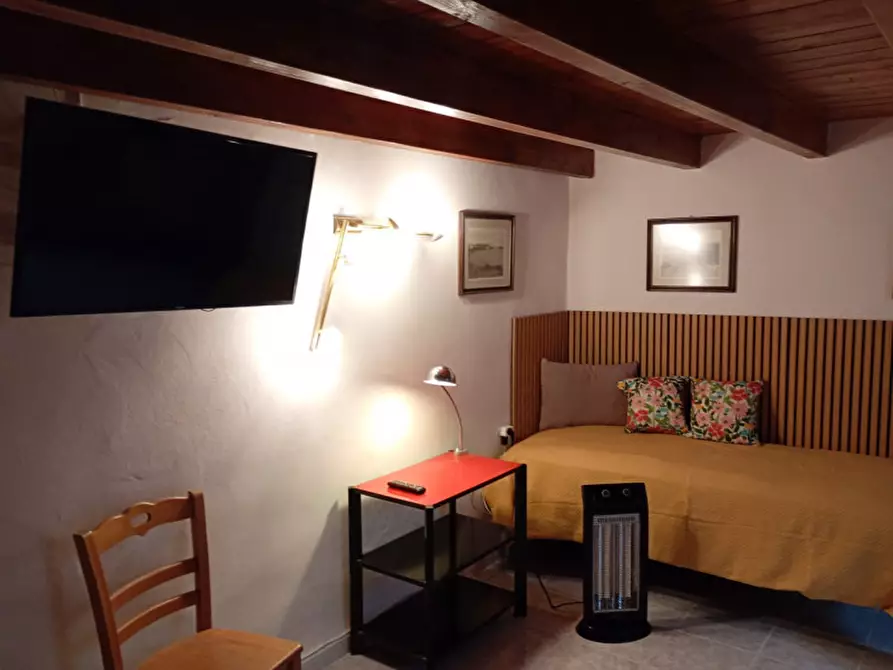 Immagine 6 di Appartamento in affitto  in vico Tarallari 6 a Napoli