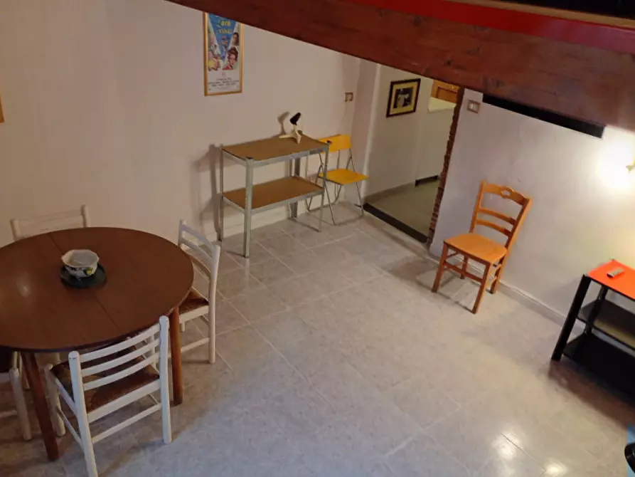 Immagine 13 di Appartamento in affitto  in vico Tarallari 6 a Napoli