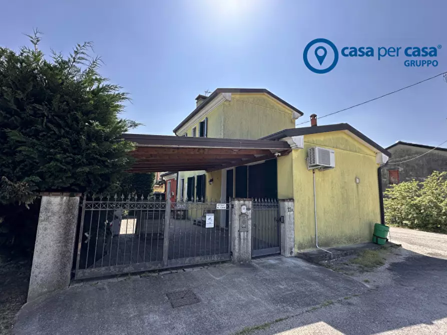 Immagine 1 di Casa indipendente in vendita  a Adria