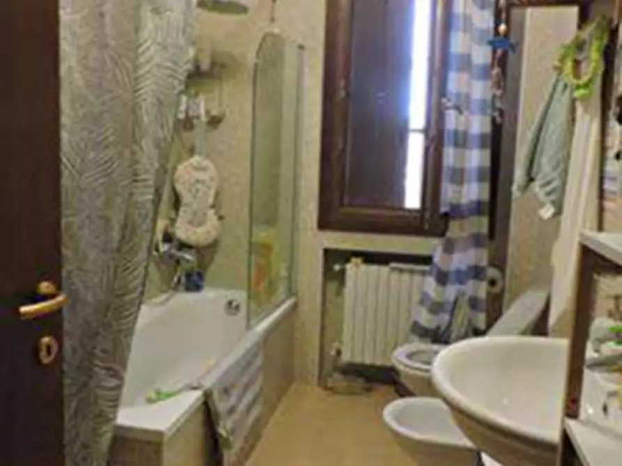 Immagine 11 di Appartamento in vendita  in Piazza Alcide De Gasperi 30/b a San Giovanni Lupatoto