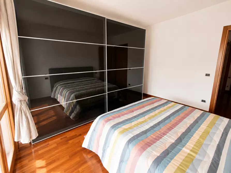 Immagine 9 di Appartamento in vendita  in Via Renzo Pezzani a Sorbolo Mezzani