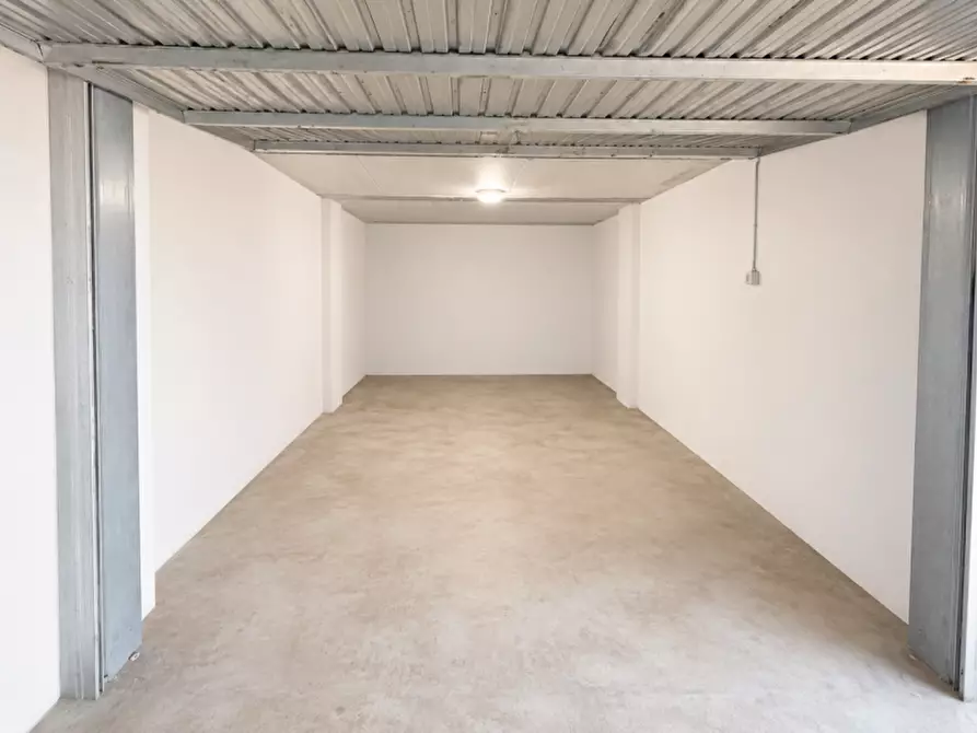 Immagine 12 di Appartamento in vendita  in Via Renzo Pezzani a Sorbolo Mezzani