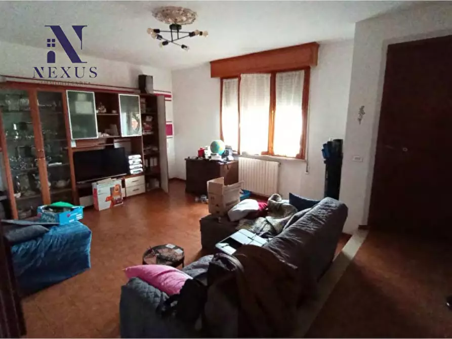 Immagine 4 di Villetta a schiera in vendita  in Via Gubbio n. 6 a Colli Al Metauro