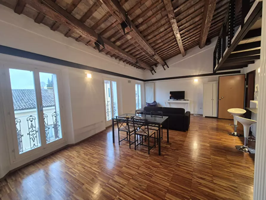 Immagine 1 di Appartamento in vendita  a Cesena