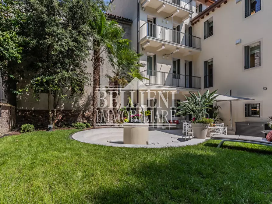 Immagine 21 di Palazzo in vendita  in Contra' San Rocco a Vicenza