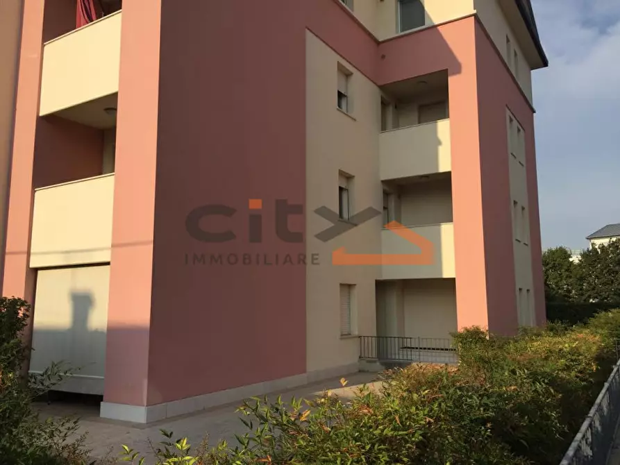 Immagine 11 di Appartamento in vendita  in Via Bernardo Zilotti 13 a Bassano Del Grappa