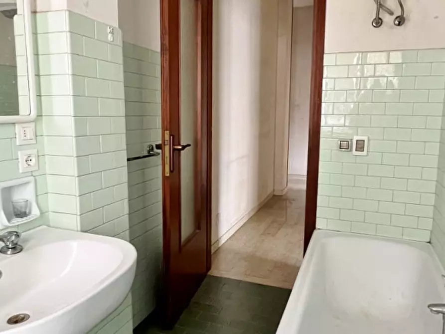 Immagine 17 di Appartamento in vendita  in via legione antonini a Vicenza