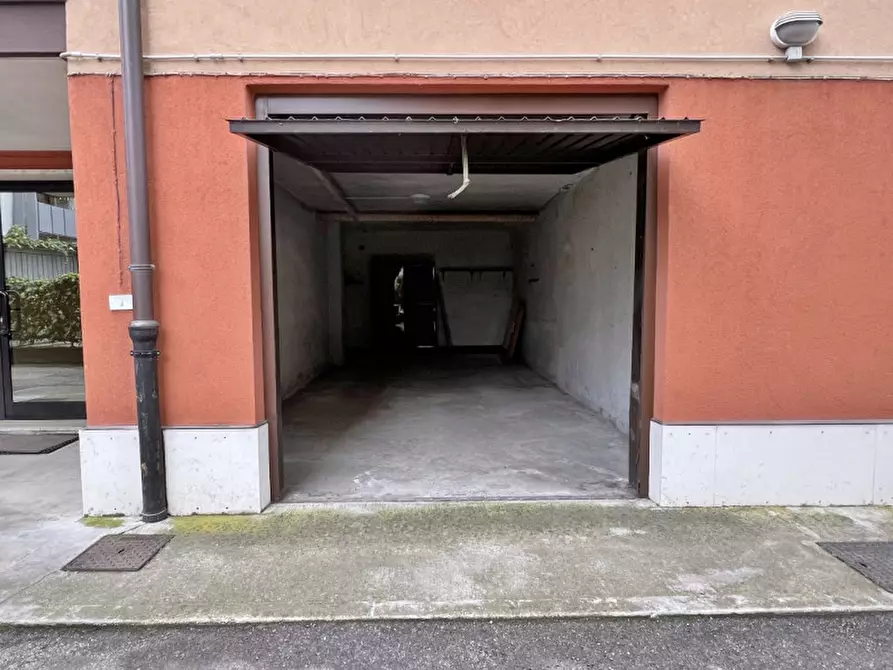 Immagine 18 di Appartamento in vendita  in via legione antonini a Vicenza