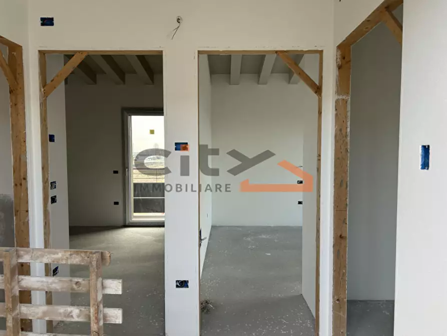 Immagine 4 di Casa bifamiliare in vendita  a Bassano Del Grappa