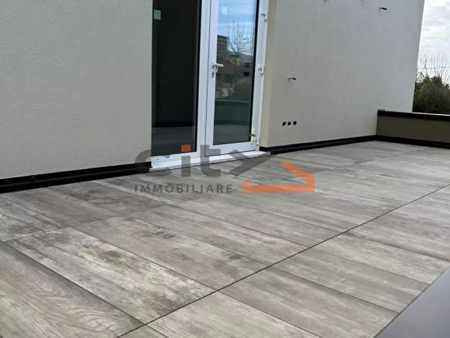 Immagine 6 di Casa bifamiliare in vendita  a Bassano Del Grappa