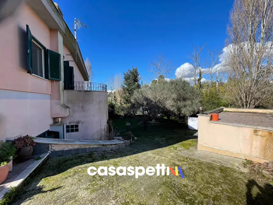 Immagine 4 di Villa in vendita  in Via Due Pini, 84 a Anzio