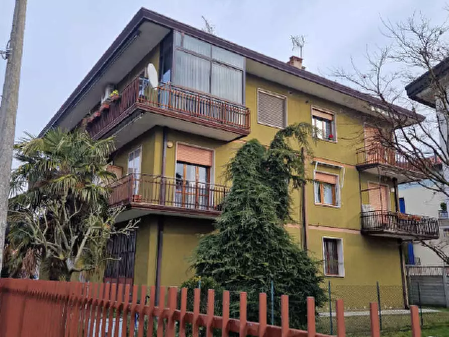 Immagine 1 di Appartamento in vendita  in Via Mons. Bellini, 32 a Fosso'