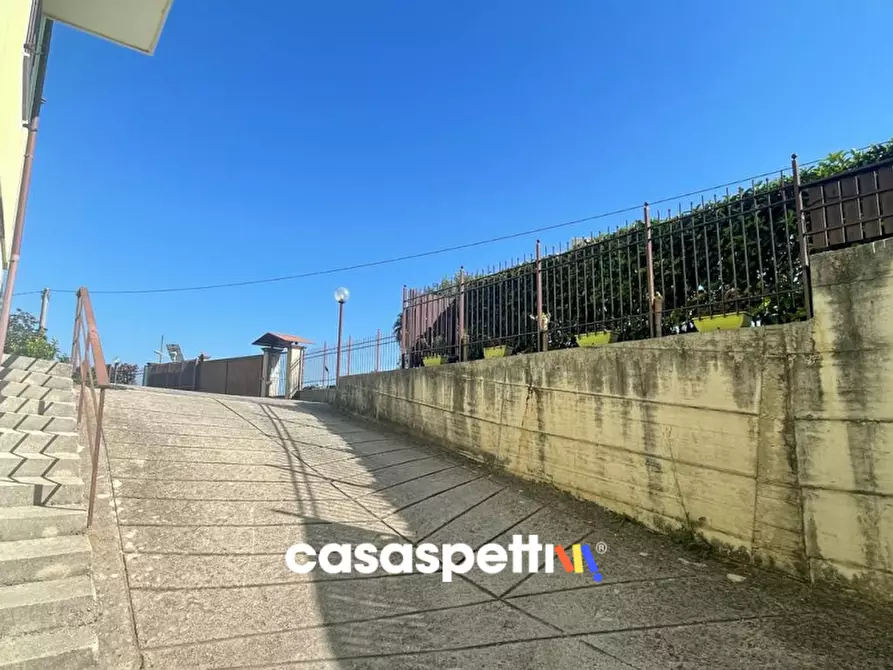 Immagine 29 di Appartamento in vendita  in Via Don Luigi Grieco a Battipaglia