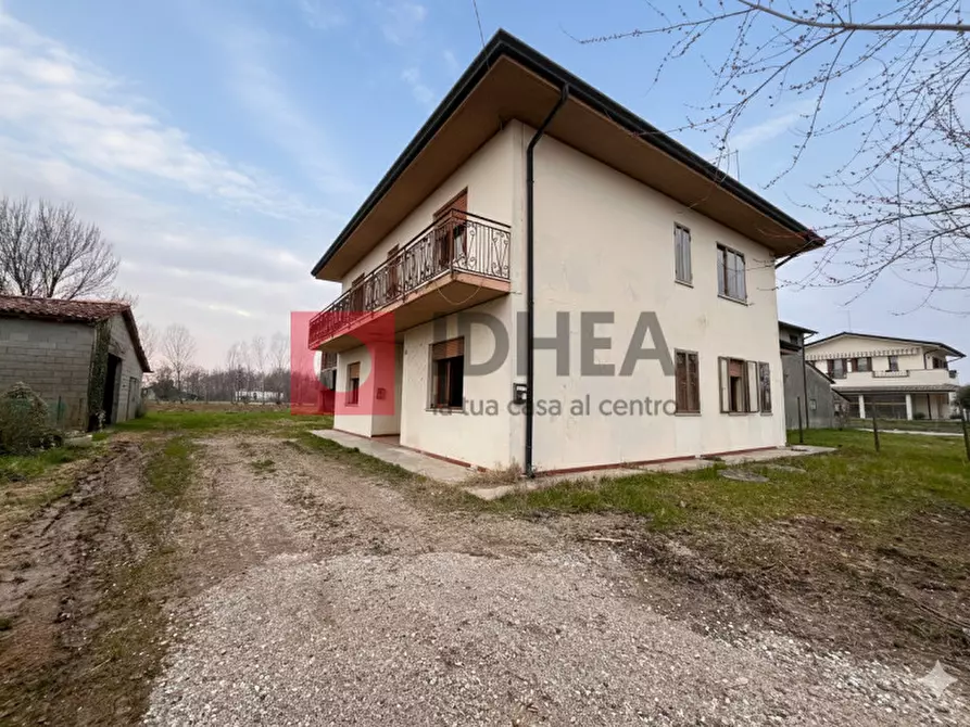 Immagine 4 di Casa indipendente in vendita  in VIA PIAVE a Roncade