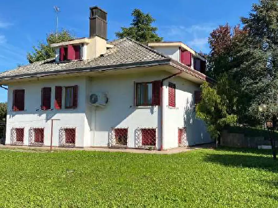 Immagine 1 di Casa indipendente in vendita  in Via Canove, 39 a Martellago