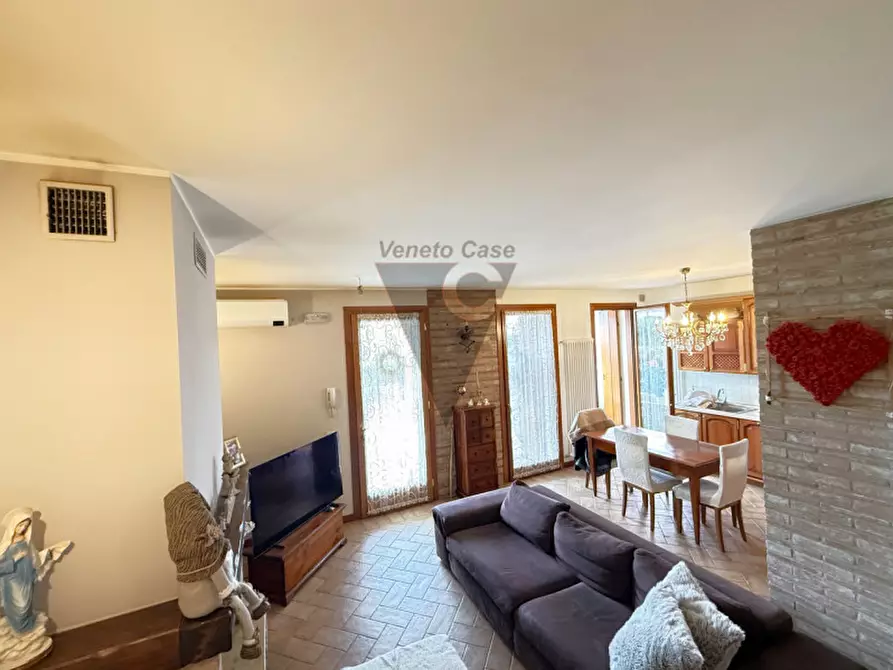 Immagine 10 di Casa bifamiliare in vendita  in via cornio 21d a Camponogara