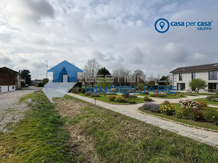 Immagine 7 di Terreno in vendita  in Via Guido Brugnolo a Arqua' Polesine