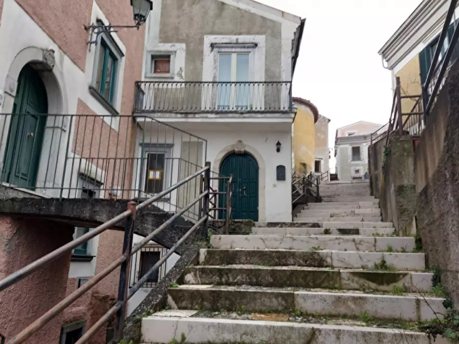 Immagine 1 di Appartamento in vendita  in Strada Comunale Serroni, 84020 Castelnuovo di Conza SA, Italia a Castelnuovo Di Conza