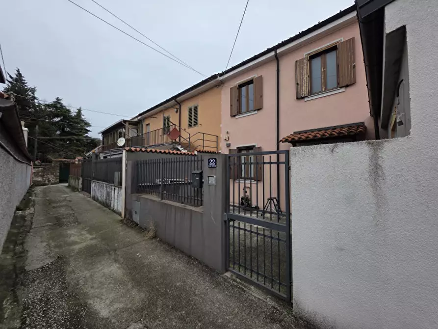 Immagine 14 di Villetta a schiera in vendita  in Via del Ponticello a Trieste
