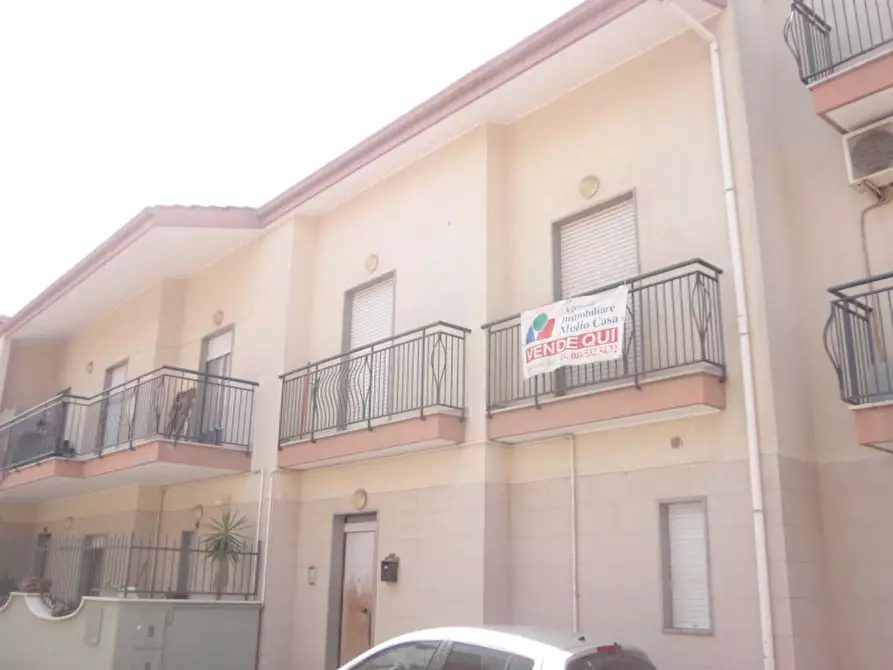 Immagine 3 di Casa indipendente in vendita  a Bitetto