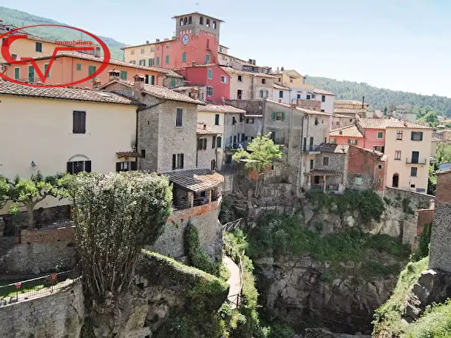 Immagine 19 di Villetta a schiera in vendita  in Via Fratelli Cervi a Loro Ciuffenna