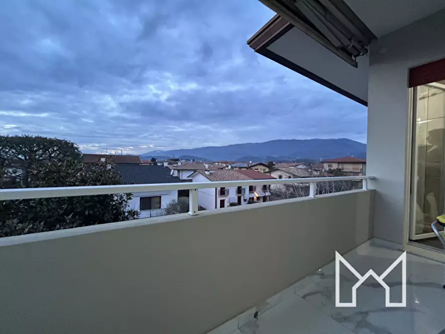 Immagine 9 di Appartamento in vendita  a Bassano Del Grappa