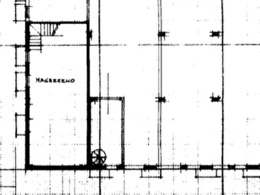 Immagine 9 di Negozio in vendita  in Via Vignola 9 a Maranello