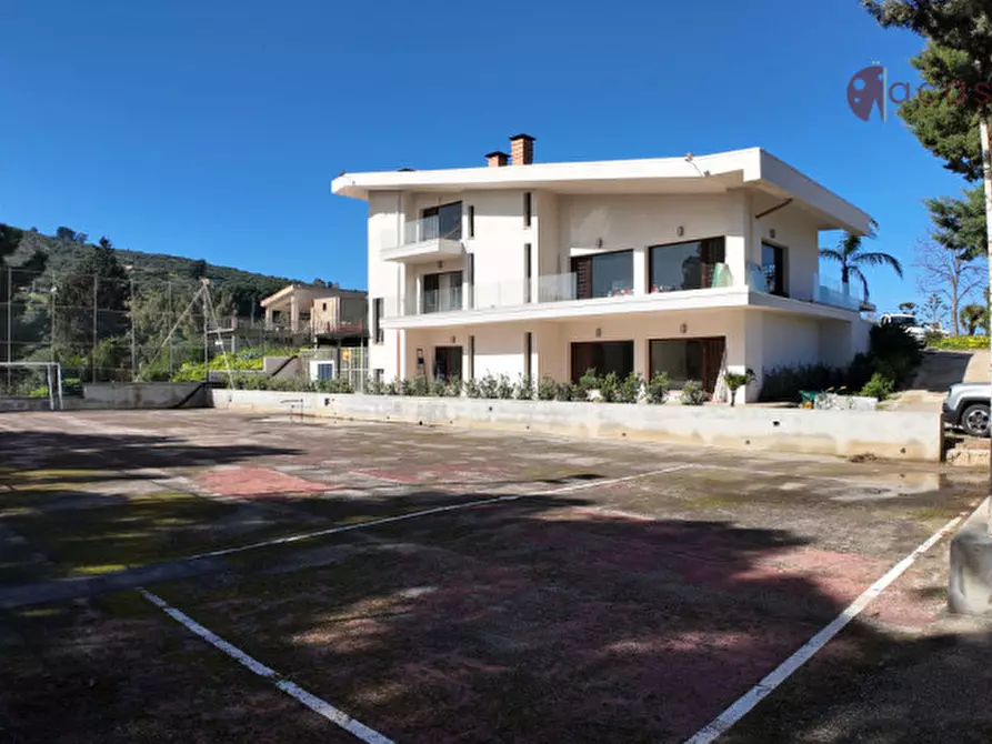 Immagine 2 di Villa in vendita  in Contrada Ciandro snc a Casteldaccia