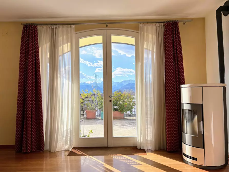 Immagine 19 di Villa in vendita  in via marezzane 6 a Carrè