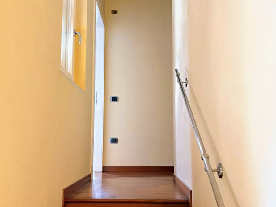 Immagine 27 di Villa in vendita  in via marezzane 6 a Carrè