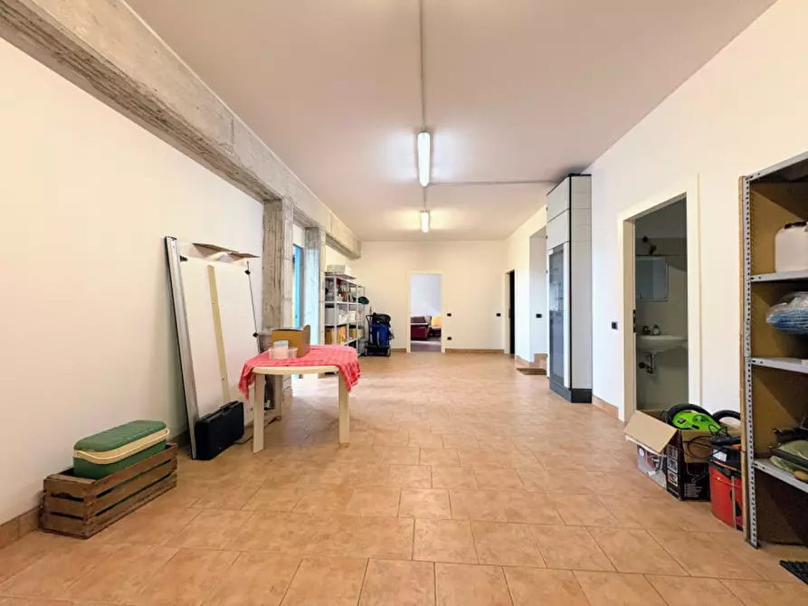 Immagine 45 di Villa in vendita  in via marezzane 6 a Carrè