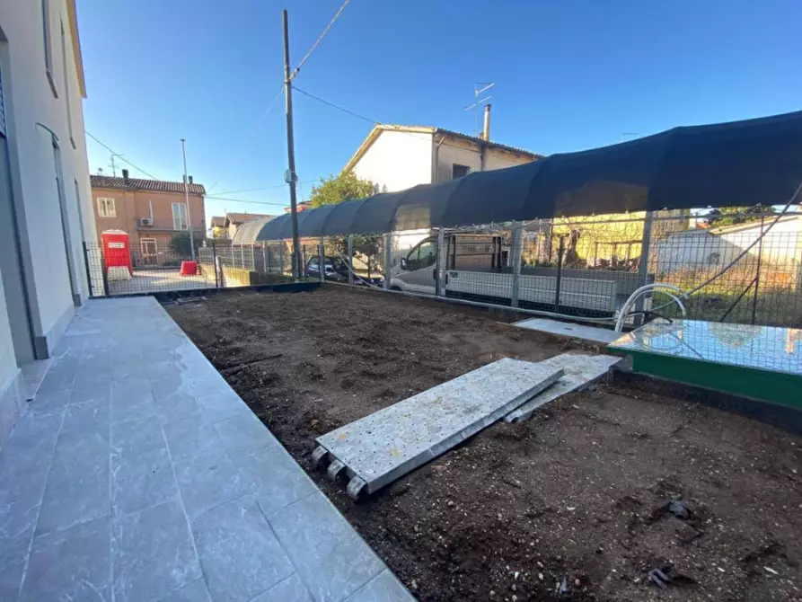 Immagine 14 di Casa bifamiliare in vendita  a Mozzecane