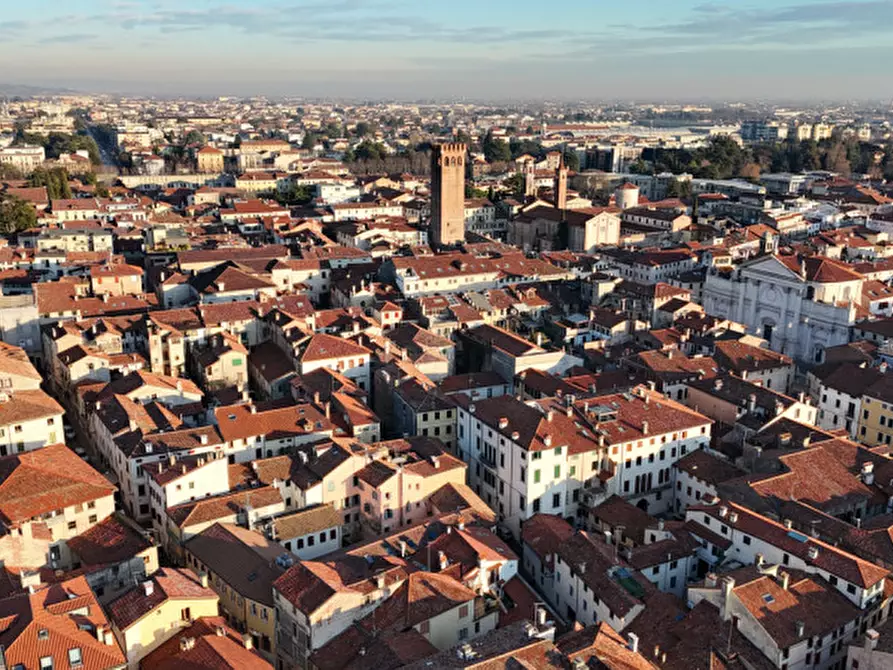 Immagine 3 di Appartamento in affitto  in Via Verci 2 a Bassano Del Grappa