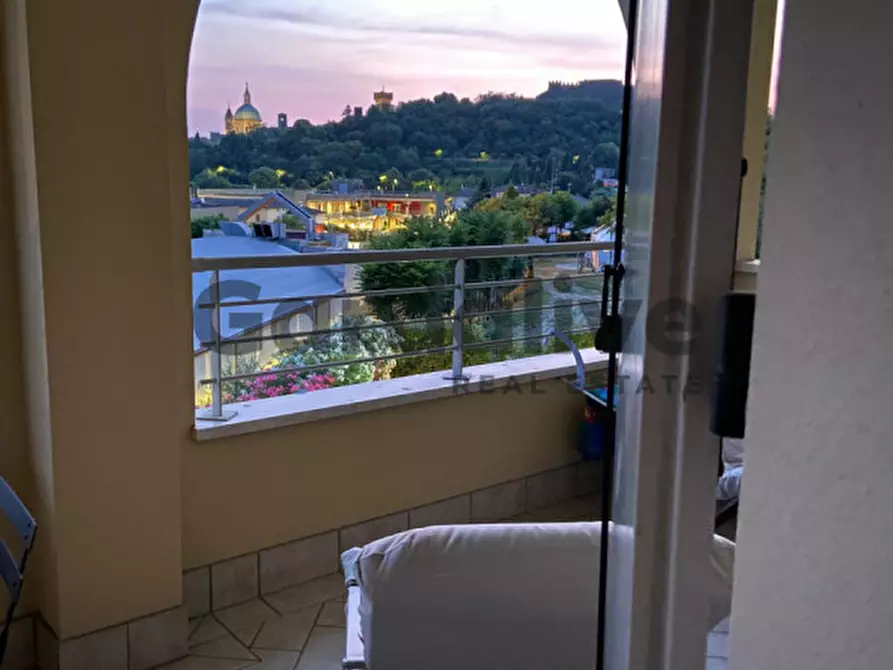 Immagine 11 di Appartamento in vendita  a Lonato del Garda