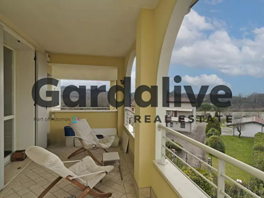 Immagine 12 di Appartamento in vendita  a Lonato del Garda