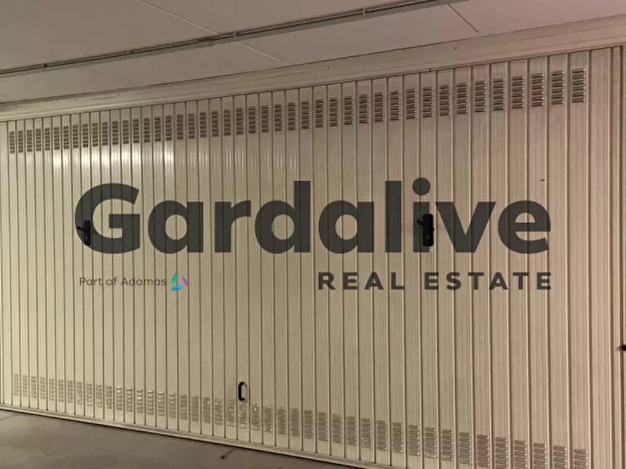 Immagine 21 di Appartamento in vendita  a Lonato del Garda