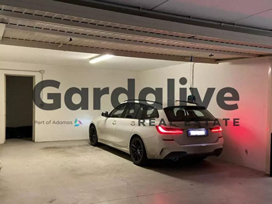 Immagine 21 di Appartamento in vendita  a Lonato del Garda