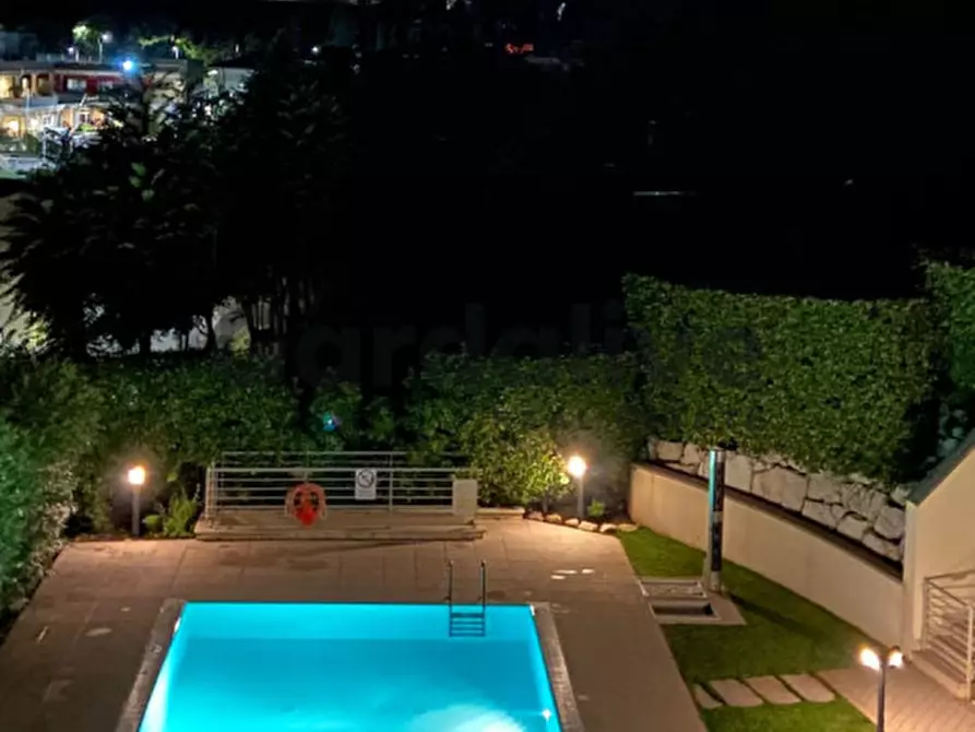 Immagine 25 di Appartamento in vendita  a Lonato del Garda