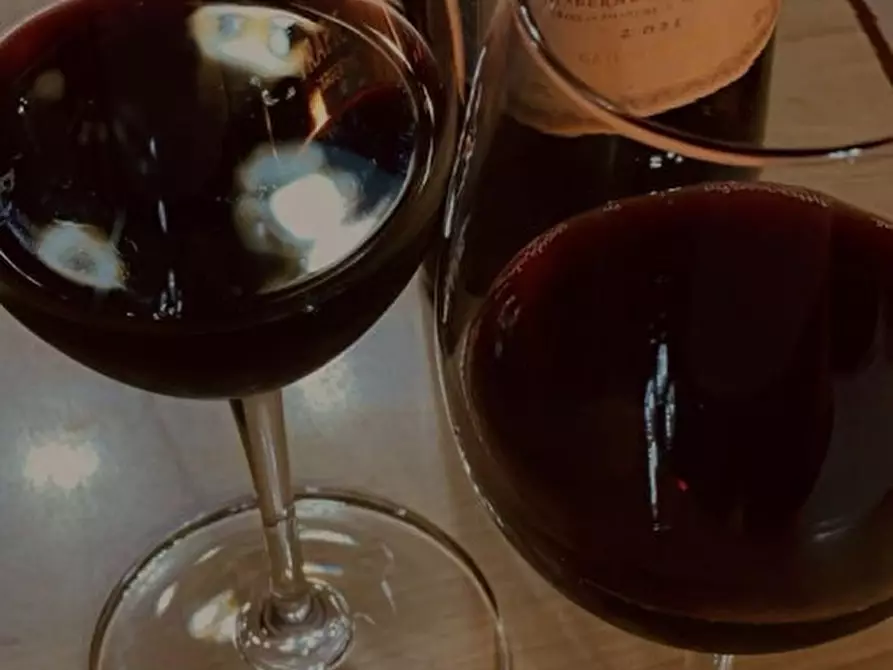 Immagine 2 di Attività commerciale in vendita  a Cesena