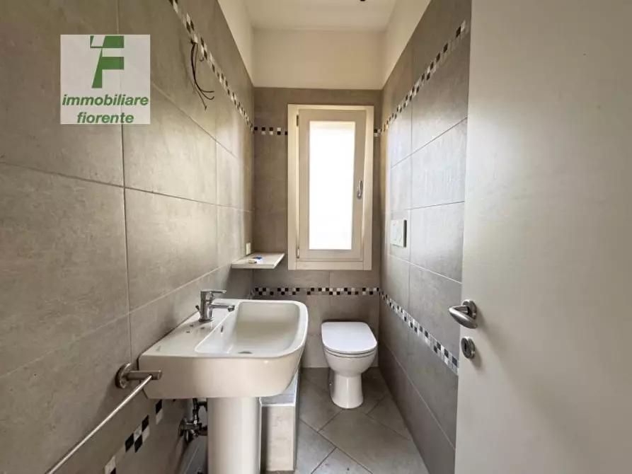 Immagine 9 di Casa indipendente in vendita  in VIA ZANON a Padova