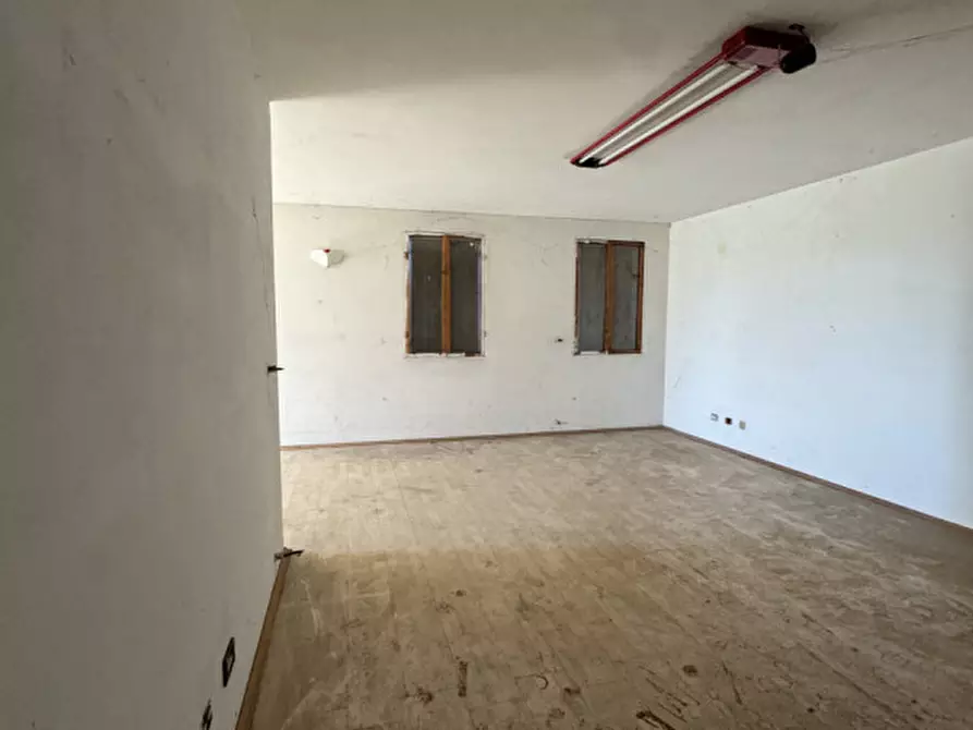 Immagine 7 di Casa bifamiliare in vendita  in Via Maggiore a Ospedaletto Euganeo