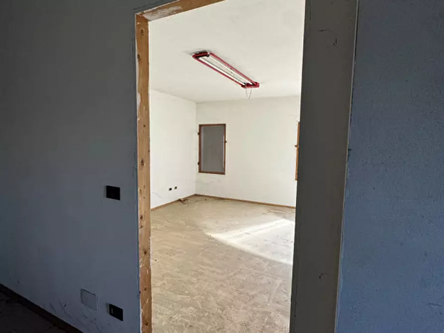 Immagine 28 di Casa bifamiliare in vendita  in Via Maggiore a Ospedaletto Euganeo