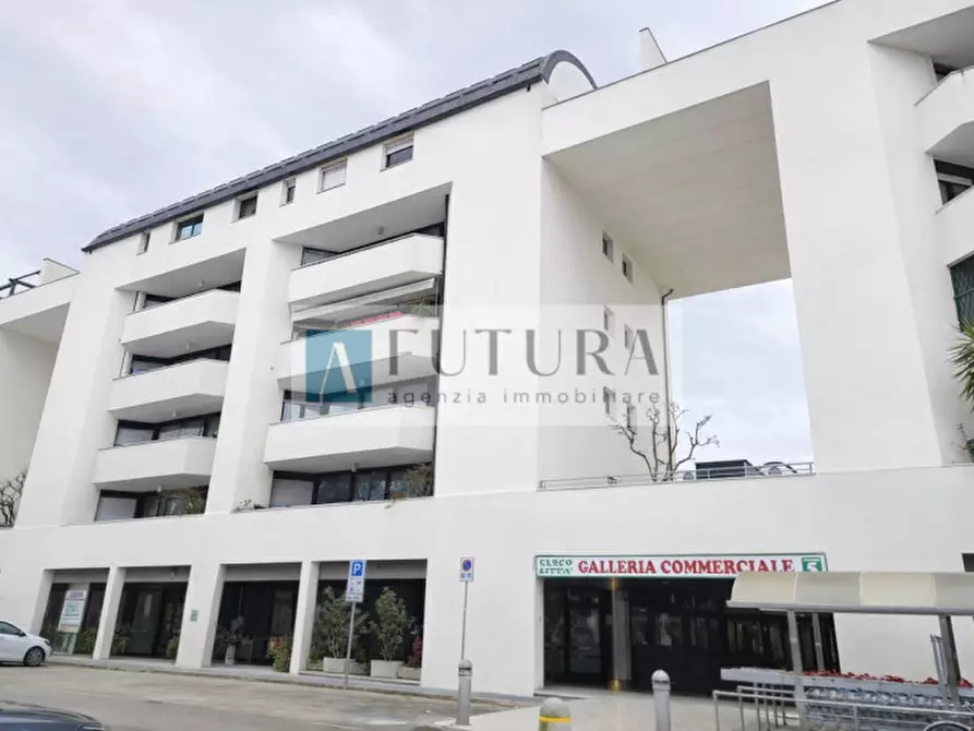 Immagine 5 di Appartamento in vendita  in via carlo mollino, 27 a Vicenza