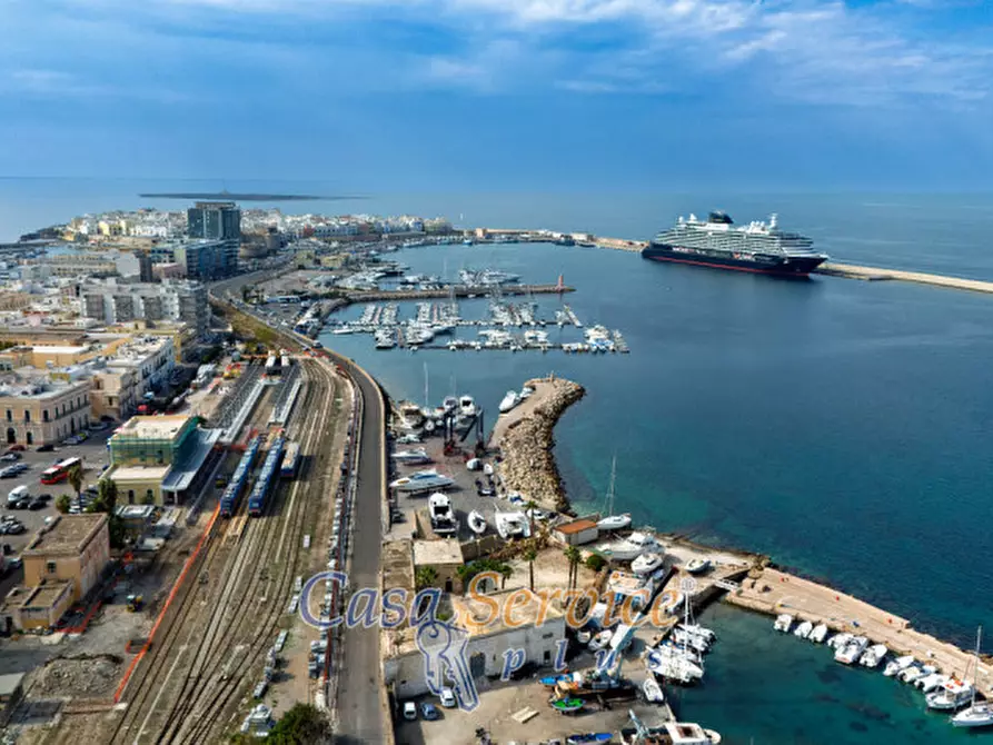 Immagine 26 di Attico in vendita  in via roberto d'angiò a Gallipoli