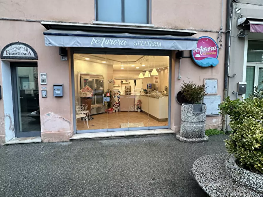 Immagine 2 di Attività commerciale in vendita  in Via Ravegnana 187 a Ravenna