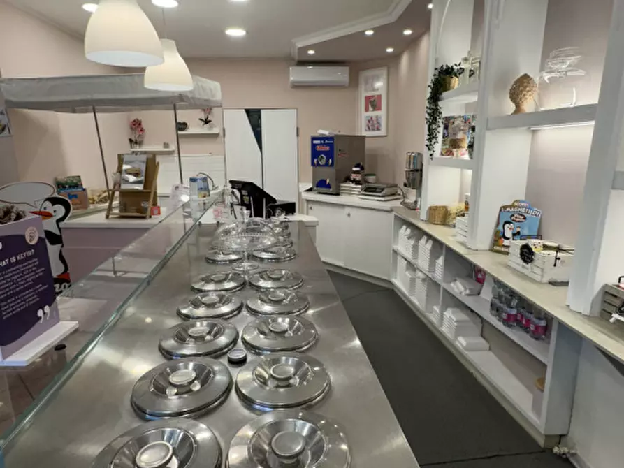 Immagine 8 di Attività commerciale in vendita  in Via Ravegnana 187 a Ravenna