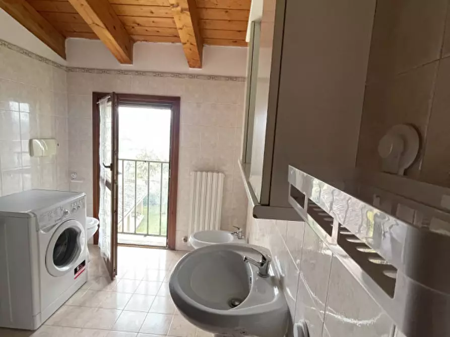 Immagine 11 di Appartamento in vendita  a Motteggiana